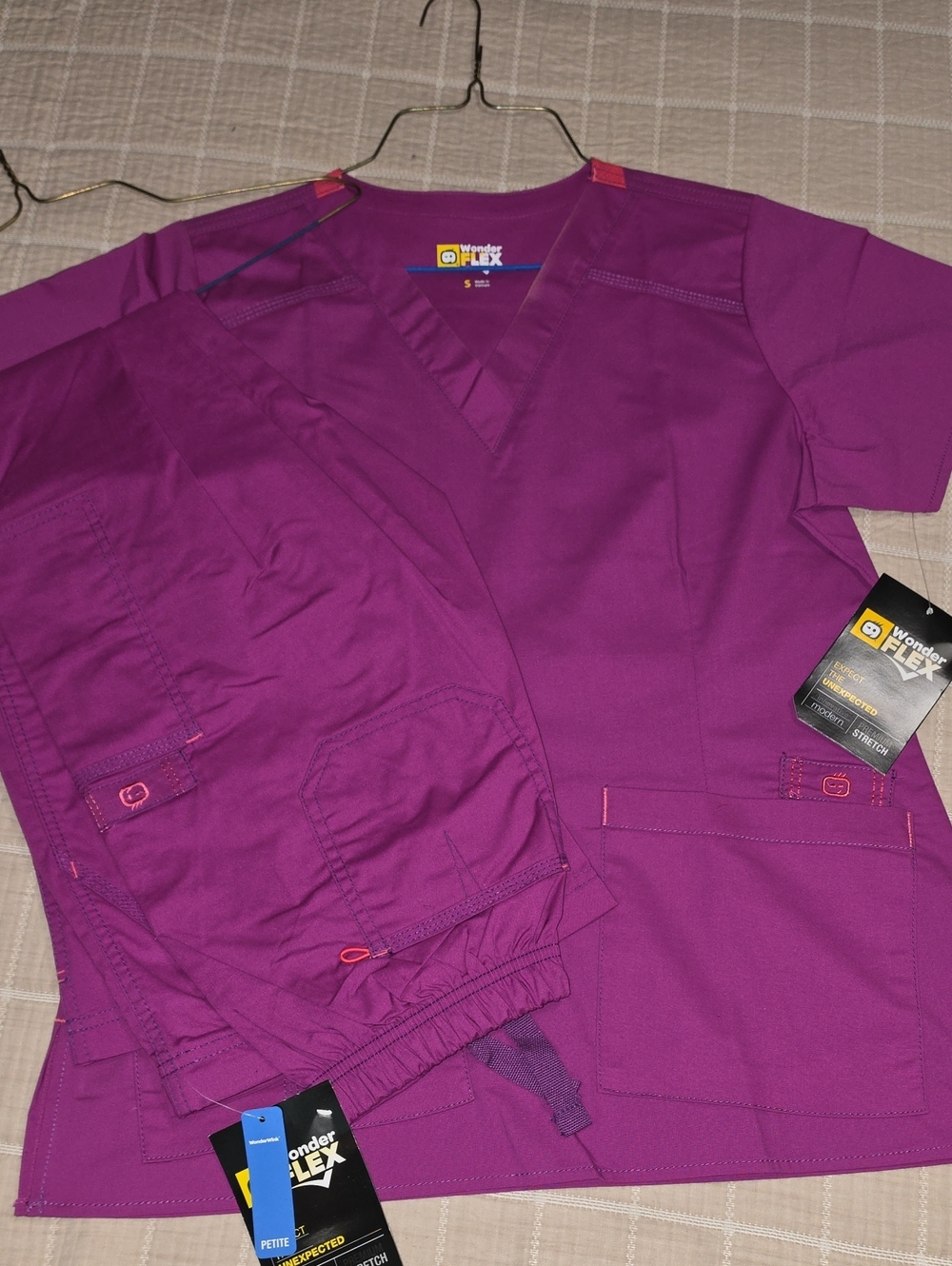 WonderFLEX Women's Purple Scrub Set - V-Neck Top & Drawstring Pants